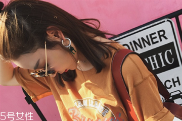 割双眼皮跟埋线哪个贵,双眼皮全切贵还是埋线贵 割双眼皮跟埋线哪个贵,双眼皮全切贵还是埋线贵