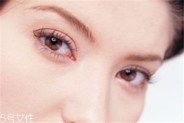 什么样的人不适合做双眼皮,哪些人不适合割双眼皮 什么样的人不适合做双眼皮,哪些人不适合割双眼皮