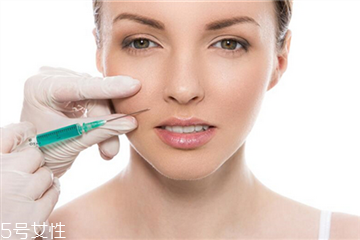 打了瘦脸针能喝酒吗,打了瘦脸针多久能喝酒?