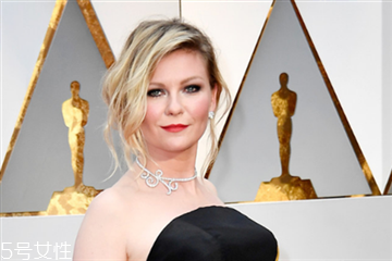 打瘦脸针可以化妆吗,瘦脸针多久能化妆 打瘦脸针可以化妆吗,瘦脸针多久能化妆