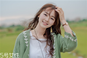 自体脂肪填充法令纹安全吗?,自体脂肪填充法令纹的危害