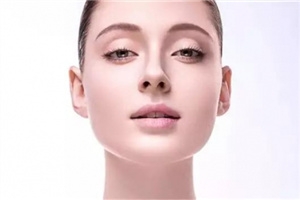 玻尿酸隆鼻适合什么样的人,玻尿酸隆鼻的价格 玻尿酸隆鼻适合什么样的人,玻尿酸隆鼻的价格