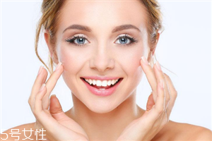 开眼角拆线后怎么护理,开眼角拆线后注意事项