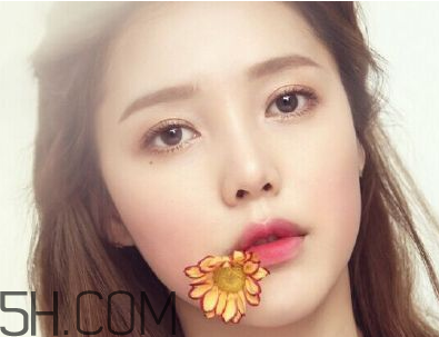 超声刀后怎样补水最好,超声刀做完需要大量补水吗