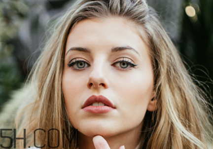 线雕隆鼻可以取出来吗,线雕隆鼻可以取出吗