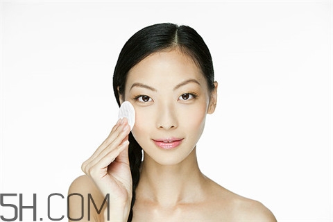 隆胸是永久性的吗,做假体隆胸是永久性吗 隆胸是永久性的吗,做假体隆胸是永久性吗