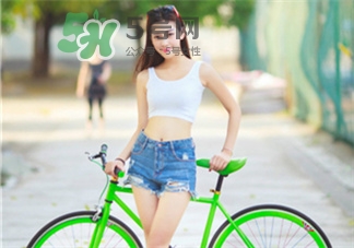 玻尿酸丰唇怎么样,用玻尿酸丰唇