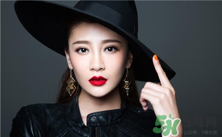 双眼皮宽了还能改窄么,双眼皮太宽了能变窄吗