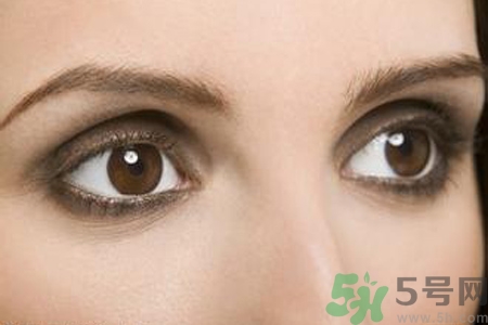 激光可以治疗黑眼圈吗,黑眼圈可以激光去除吗