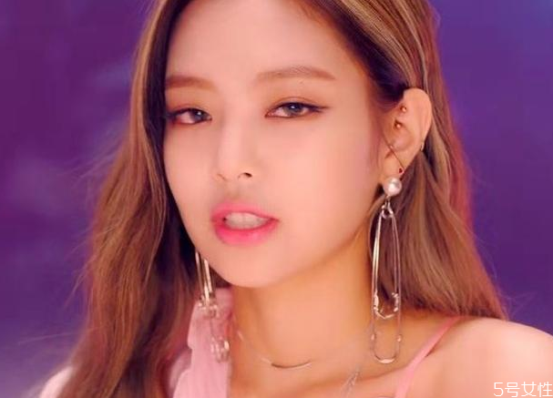 唇钉不戴了会留疤吗,唇钉会不会留疤