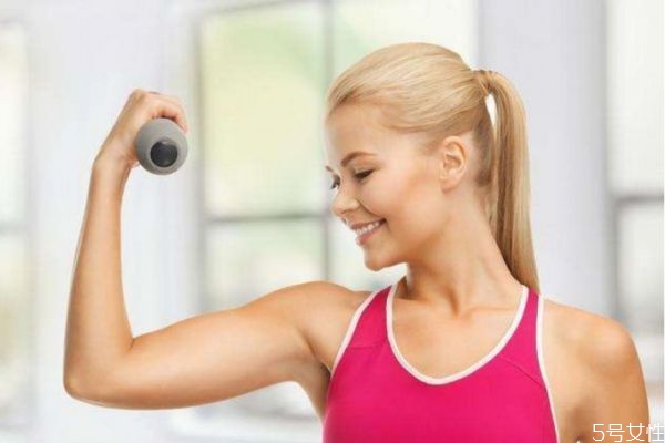 蝴蝶袖和拜拜肉的区别图片,蝴蝶袖和拜拜肉手臂图片