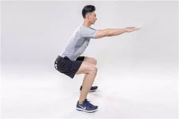 深蹲屁股会变大吗,深蹲做多了屁股会变大