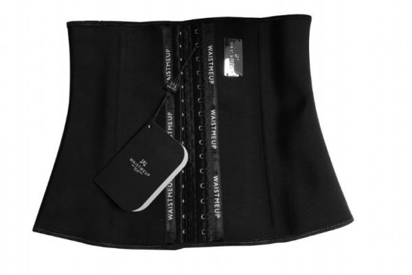 束腰带可以晚上穿着睡觉吗,束腰带能睡觉时穿吗