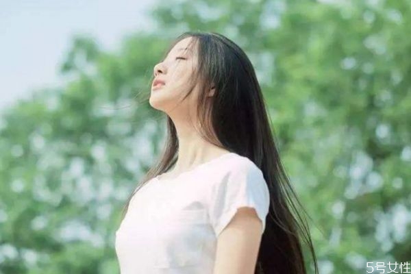 胸部下垂怎么办?,胸部下垂怎么办软绵绵的怎么办