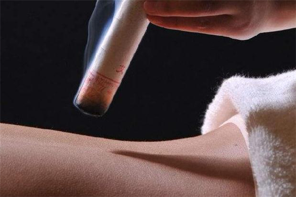 艾灸减肥真的有效果吗,艾灸天天灸肚子能减肥吗