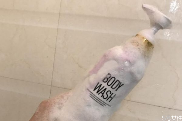 减肥沐浴露真能减肥吗,沐浴露能瘦身真的吗