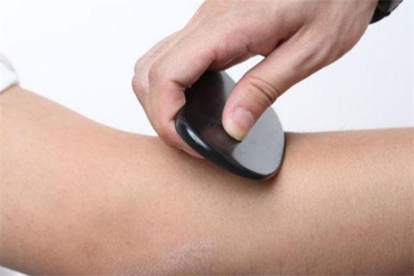 刮痧减肥的原理是什么,刮痧减肥的原理及危害