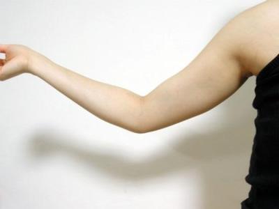 手臂发胀是什么原因,胳膊肿胀是什么原因引起的