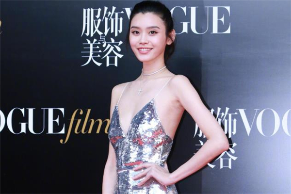 腋下赘肉怎么可以消除,腋下的赘肉