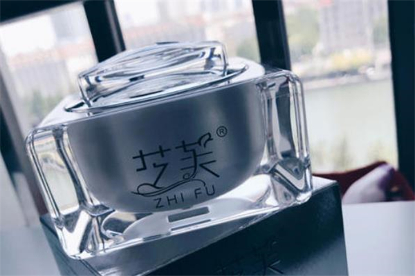 瘦脸霜的正确使用步骤,瘦脸霜能用吗