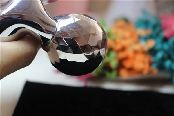 瘦脸按摩器滚轮怎么用视频,瘦脸的滚轮按摩器有没有效果 瘦脸按摩器滚轮怎么用视频,瘦脸的滚轮按摩器有没有效果