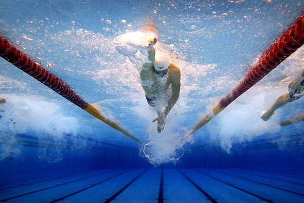 游泳心率多少算正常范围,游泳时的心率一般在多少