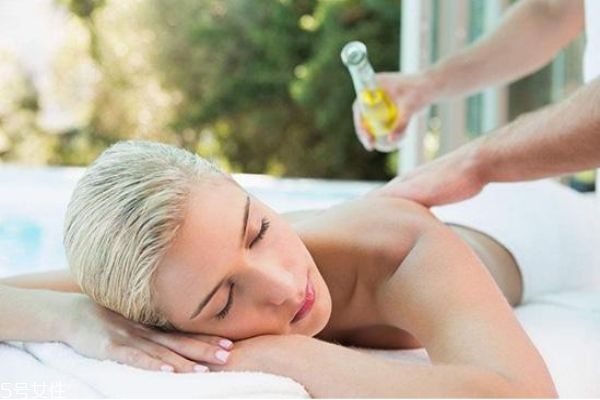 开背精油有哪些?,精油开背用的什么精油