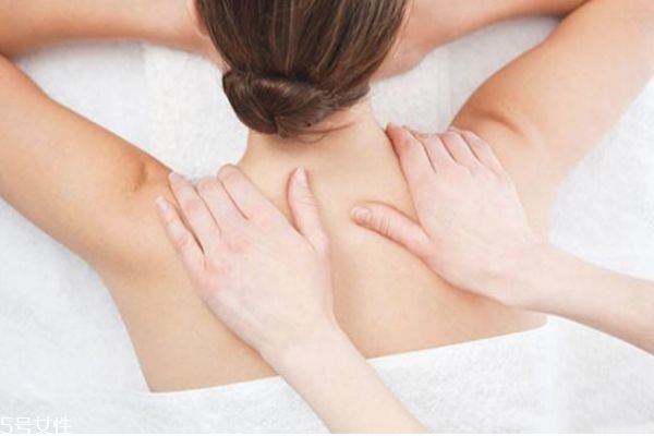 精油开背一次做多长时间,精油开背一个月做几次