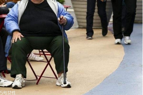 白色肥胖纹可以去掉吗,白色肥胖纹可以消除吗 分享