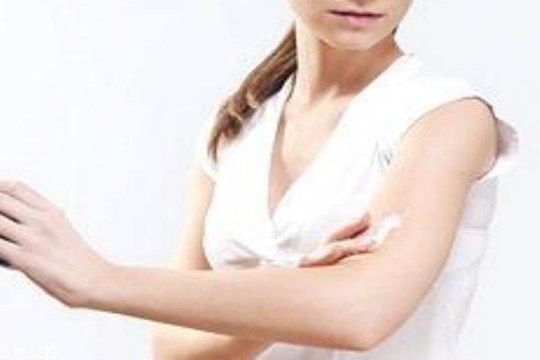 冰点脱毛后多久可以化妆,冰点脱唇毛后多久可以化妆