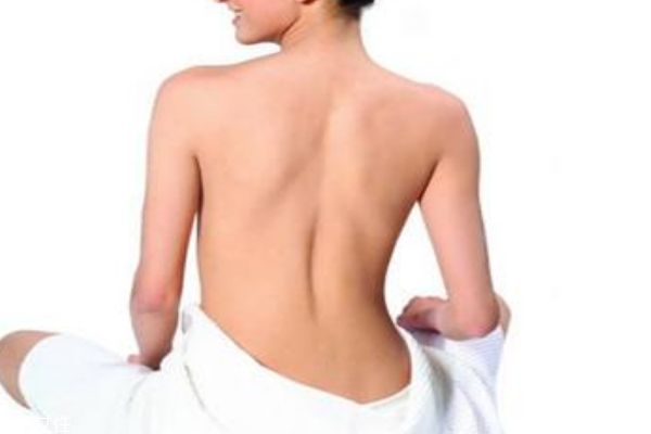 后背胖是什么原因导致,后背肥胖的原因是什么?