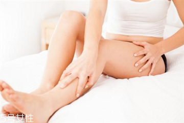 什么坐姿可以瘦腿,怎样坐着瘦腿