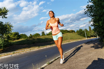 冬天跑步不出汗减肥吗,跑步不出汗减肥吗