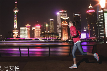 夜跑的好处功效和作用,夜跑的好处和坏处 夜跑的好处功效和作用,夜跑的好处和坏处