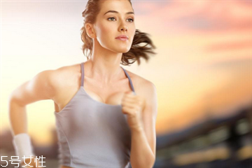 晚上跑步减肥可以喝水吗?,减肥跑步后可以喝水吗