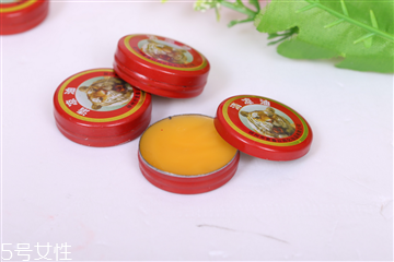 清凉油真的可以根治狐臭么,清凉油能治狐臭吗