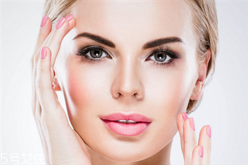 怎么去唇毛不会再长小妙招,怎样快速去除唇毛