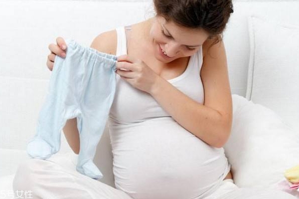 妊娠纹霜一天涂几次,什么时候涂妊娠纹霜