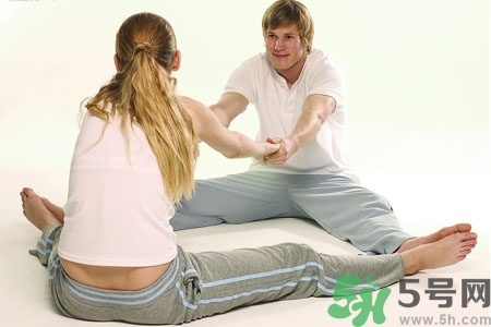 拉筋会受伤吗,肌肉拉伤和筋拉伤一样吗