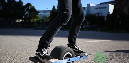 玩滑板小腿会变粗吗,滑单板腿会不会变粗 玩滑板小腿会变粗吗,滑单板腿会不会变粗