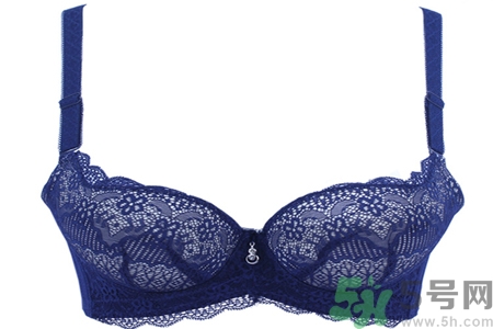 胸罩的正确穿法图解(从头到尾),胸罩怎么穿才是正确的