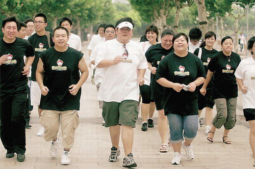 减肥要跑步多久才有效果,跑步要多久才能达到减肥的效果