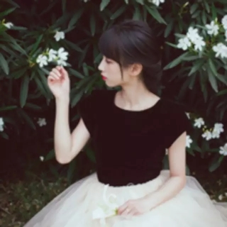 女人都渴望有个人疼,女人就是拿来疼的