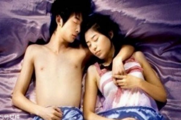 什么的姿势词语,姿势 的意思