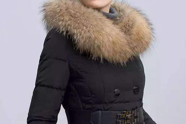 羽绒服洗涤小窍门,羽绒服的洗法和诀窍