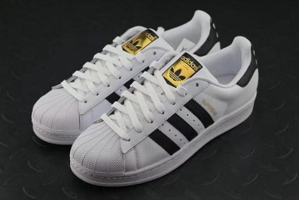 小白鞋怎么穿搭好看男,小白鞋怎么穿搭好看女 小白鞋怎么穿搭好看男,小白鞋怎么穿搭好看女