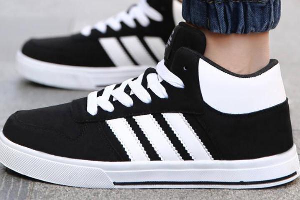 板鞋能水洗吗,板鞋能用水直接洗吗