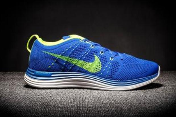 跑步鞋能开车吗,跑步鞋适合开车吗 跑步鞋能开车吗,跑步鞋适合开车吗