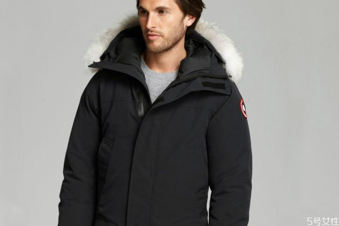 加拿大鹅仿品跟正品质量一样,加拿大鹅高仿和正品的区别