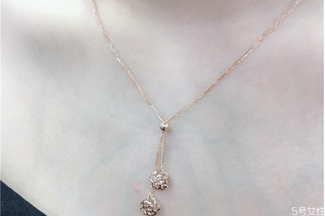 锁骨链适合多大年龄的人戴,胖的人带什么项链